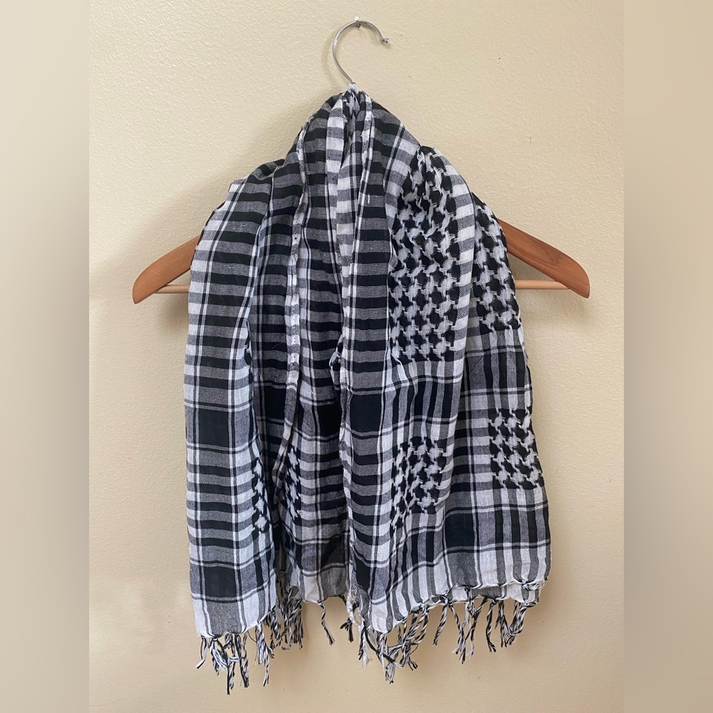 COPY - Black and White Checkered Scarf and Wrap